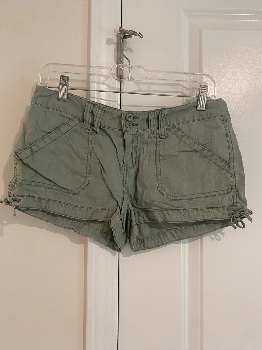 Aeropostale Women's Olive Green Cargo Shorts with Side Ties
